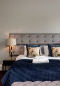 Bright and Spacious Bedroom in Edinburgh