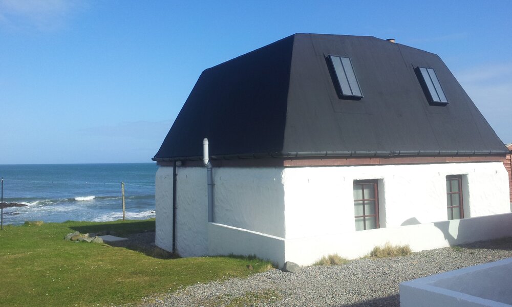 Stevie's cottage sea view - Stevies cottage has wonderful sea views