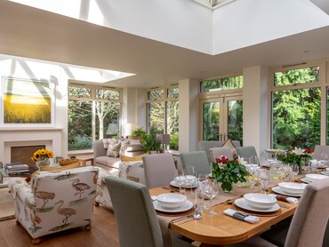 Spacious Orangery in a Holiday Home in Scotland - Dining Area - Large dining table that seats comfortably 10 people