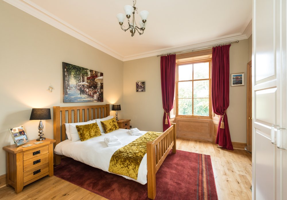 Beautiful Buckingham Terrace Apartment, West End, Edinburgh, Edinburgh