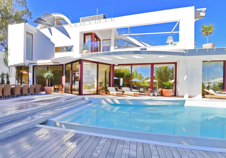 Pool & Property