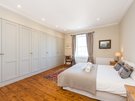 Master Bedroom - Spacious master bedroom with King sized bed and en-suite. (© The Edinburgh Address)
