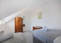 Westend Place - twin bedroom