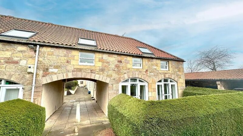 0-17116470951718-67ee5ebeebd67