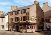The New Bell Inn Next to a Vacation Rental