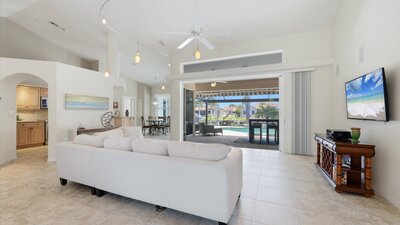 A Florida House Villa (© StreamLine VRS)