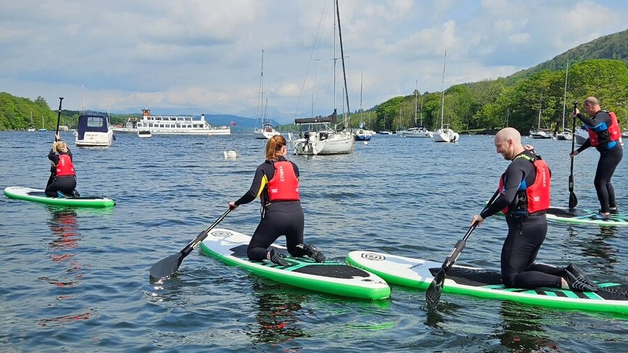 stoked watersports fell foot - Paddleboarders on Lake Windermere (© Stoked Watersports)