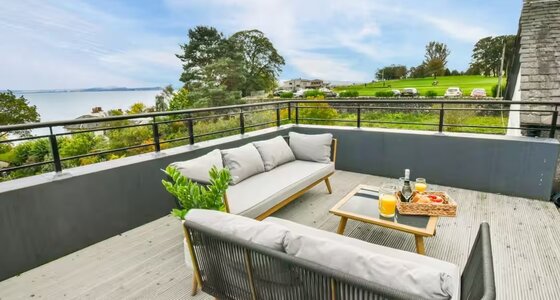 Terrace Retreat with Breath-taking Sea Views - Unwind in this cosy terrace seating area while soaking in uninterrupted, breath-taking sea views