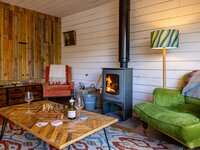 Ditchling Cabin-6