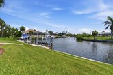 A Florida House Villa