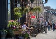 Neighbourhood - Local shops and cafes