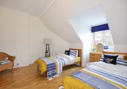 Waverley North Penthouse - twin bedroom