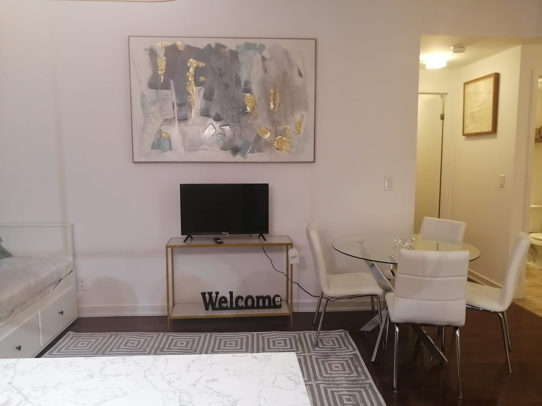 Spacious Premier 3 Bedrooms Condo Downtown Toronto