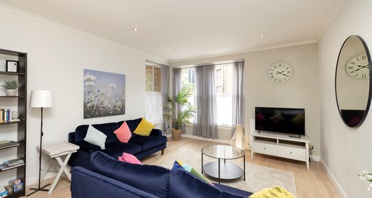 main pic livingroom - Stylish living room in Dean Village, Edinburgh holiday apartment.