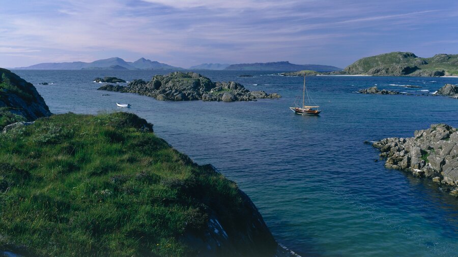 A view of the Small isles from Arisaig Rum (© VisitScotland / Paul Tomkins)