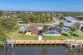 A Florida House Villa