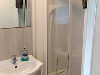 Showerroom1 June26 V6