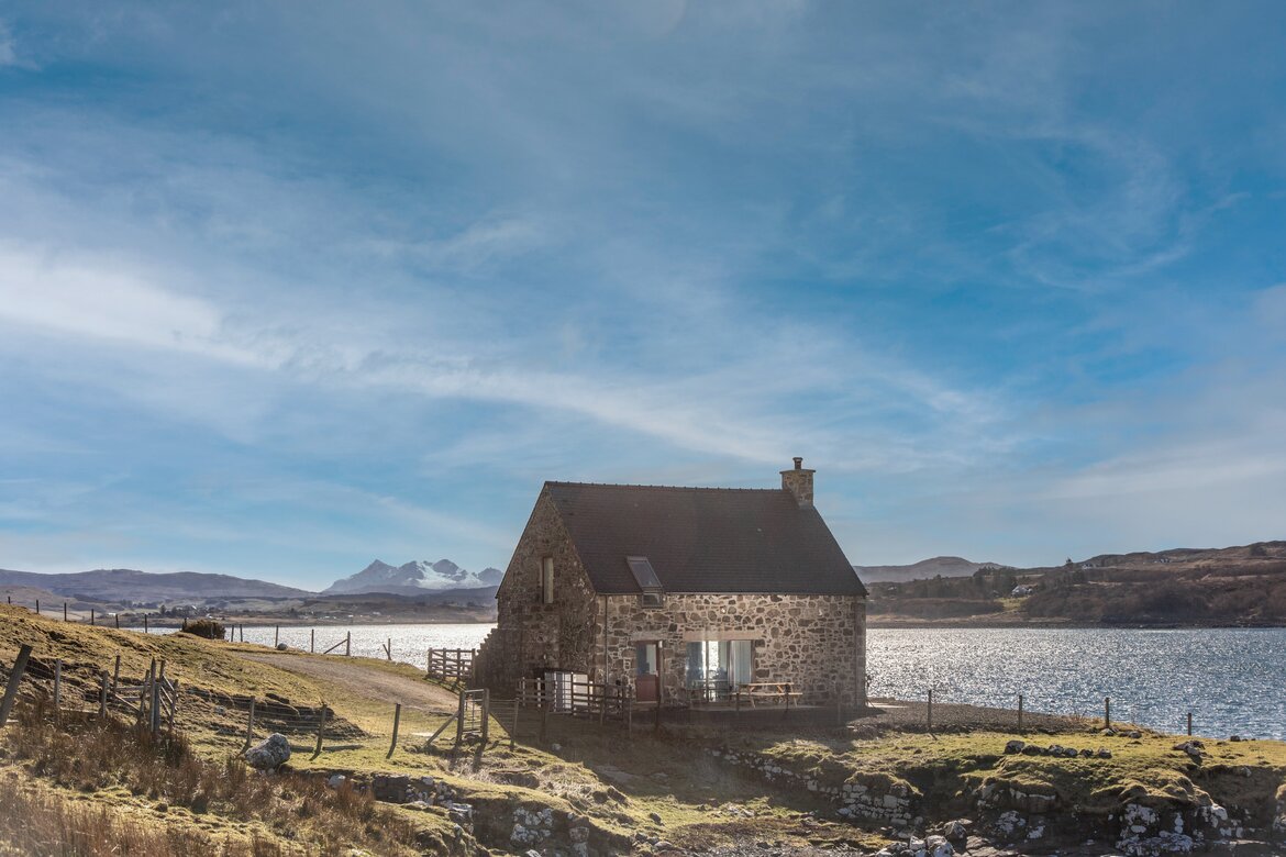 Kingsburgh Boathouse - Kingsburgh Boathouse, 1 bedroom property in rural Skye with coastal views Kingsburgh Boathouse - Kingsburgh Boathouse, 1 bedroom property in rural Skye with coastal views
