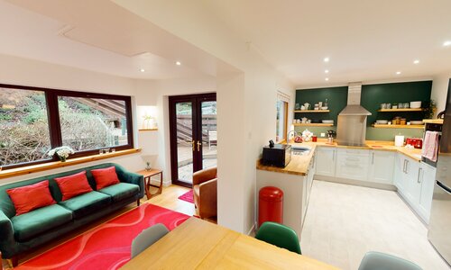 Kitchen diner and sun room - Modern fully fitted kitchen, dining space and sun room