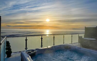 BAC399F3-6FEF-47B4-9294-D2675AA9D77F