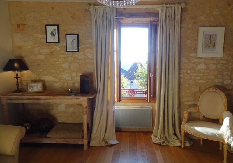 Living room 5