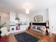 Lounge/Kitchenette area