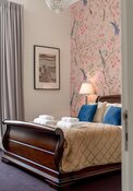 Cosy Bedroom in Scotland's capital city