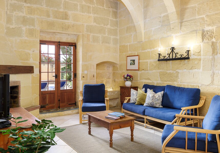 Dar tal-Patri living