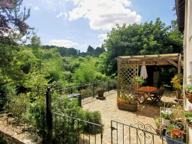 3adbc96c-961c-46a7-ab6f-09691b69e5ee