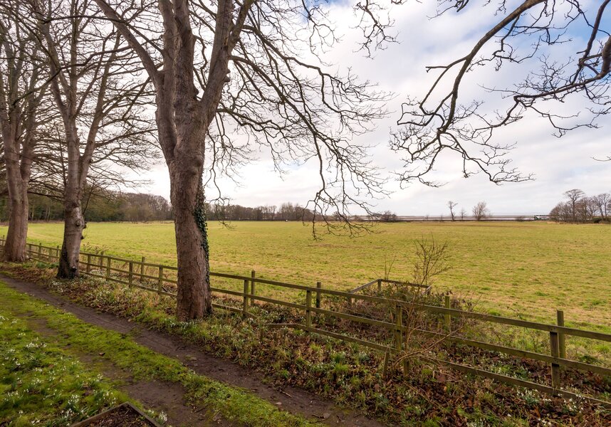 Grassicks_Cottage-View
