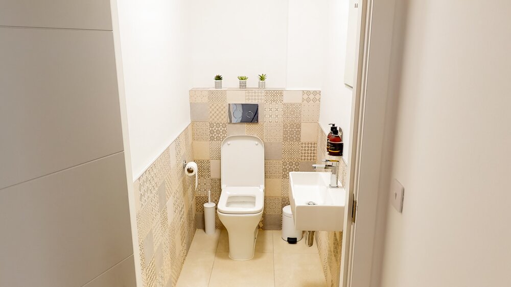 Alpine View - family friendly holiday home in Aviemore - downstairs wc