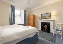 Lorne_Square-edit-36