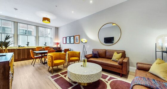 01 - 67-web-or-mls-96 Bath Street The Steamie_36