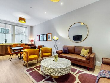 01 - 67-web-or-mls-96 Bath Street The Steamie_36