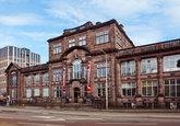 Cultural Venue Close to Corporate Let
