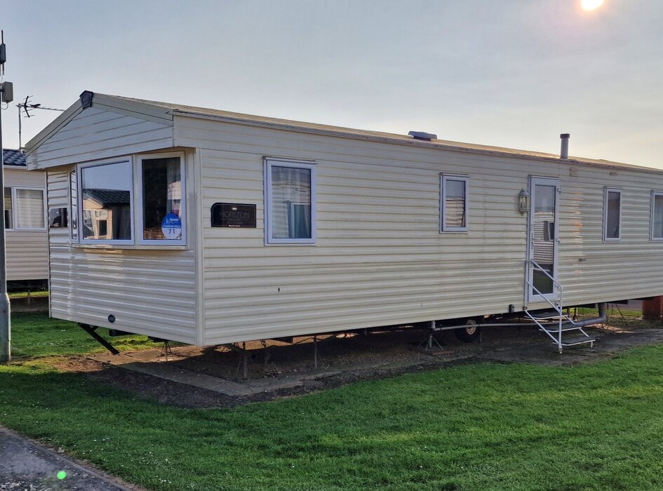 Outside view of Bella