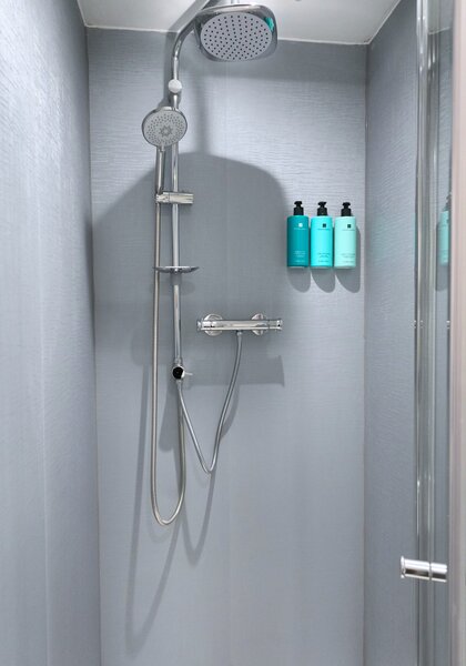 Stylish Bathroom Features; City Centre Stay