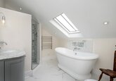 The Raeburn Residence - family bathroom