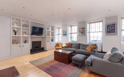 Living room in 1 Parliament Square, apartment 3