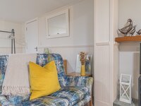 Open plan relaxing lounge area in studio nr Windermere