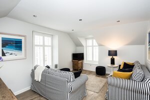 Coast Properties Hideaway - Stunning one bedroom apartment sleeps 2