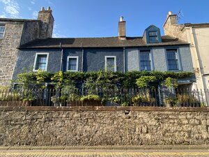 Unique Holiday Let in Scottish Seaside Town
