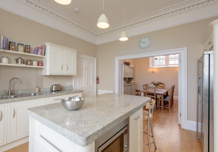 Bay House - kitchen