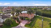 A Florida House Villa