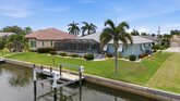 A Florida House Villa