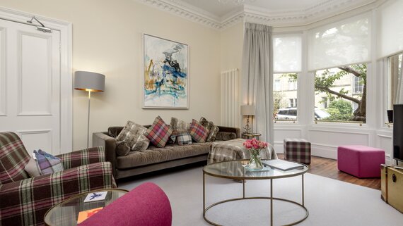 Spacious Sitting Room in Luxury Self Catering Home - Elegant room featuring comfortable, modern elements and ample natural light (© The Edinburgh Address Ltd)