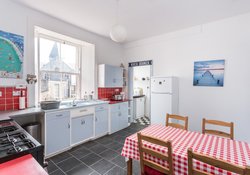 Kitchen with breakfast table