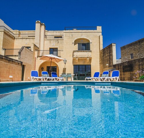 1. Pool area