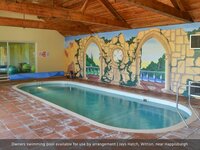 Norfolk holiday home with swimming pool