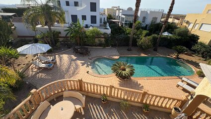 b3b73175-4da5-438b-9f7c-0c05cf7cd8b6